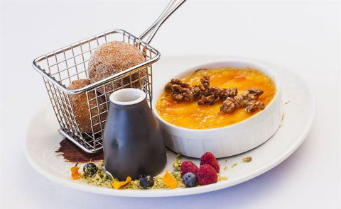 L' Aqua Restaurant - Accommodation Brisbane 0