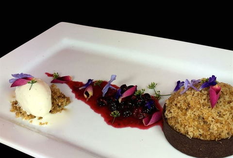 Vines Restaurant At Hollydene Estate - Accommodation Brisbane 14