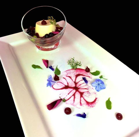 Vines Restaurant At Hollydene Estate - Accommodation Brisbane 16