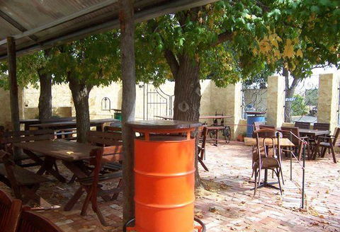 Ken's Humble Pie Shop - Accommodation Brisbane 5
