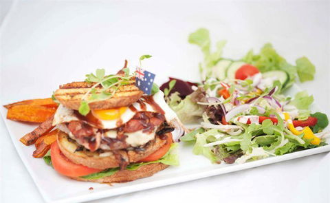 Ken's Humble Pie Shop - Accommodation Brisbane 6