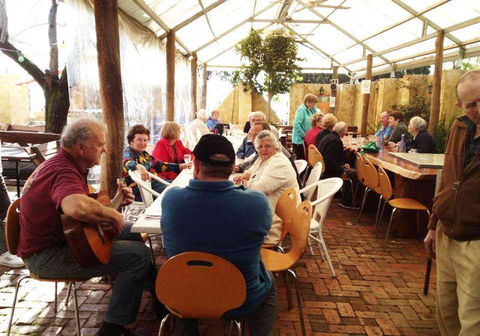 Ken's Humble Pie Shop - Accommodation Brisbane 7