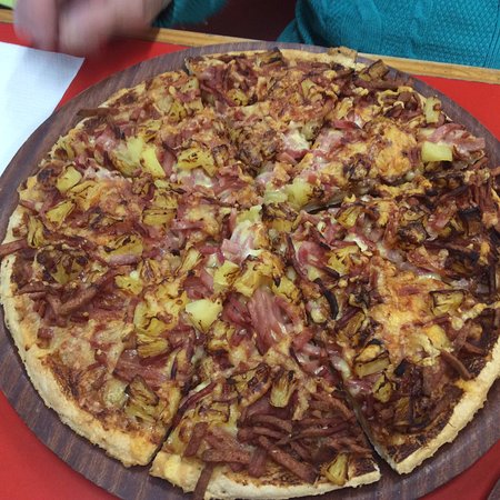 Red Grasshopper Pizza - Accommodation Brisbane 0