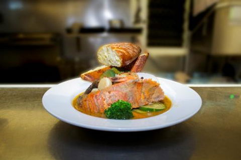 KBR’s Licensed Restaurant - Accommodation Brisbane 2