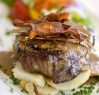 Waves Bistro at the Pier Hotel - Accommodation Brisbane