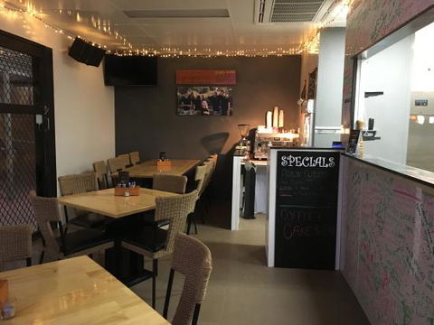 Siracusa Pizza Pasta Cafe - Accommodation Brisbane 0