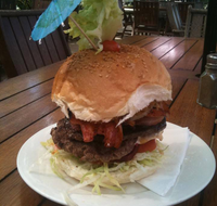 Dingo Beach Hotel - Accommodation Brisbane