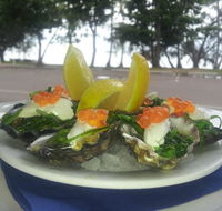Sandis on Magnetic Island - Accommodation Brisbane