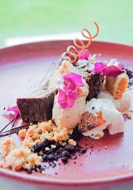 Cafe D'Bar Restaurant & Gallery - Accommodation Brisbane 2