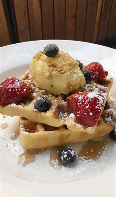 Cormorant Bay Cafe - Accommodation Brisbane 4