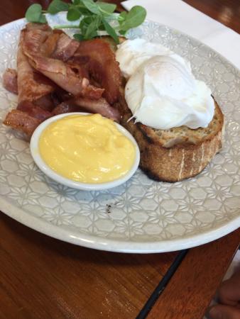 Hurricanes Cafe - Accommodation Brisbane 0