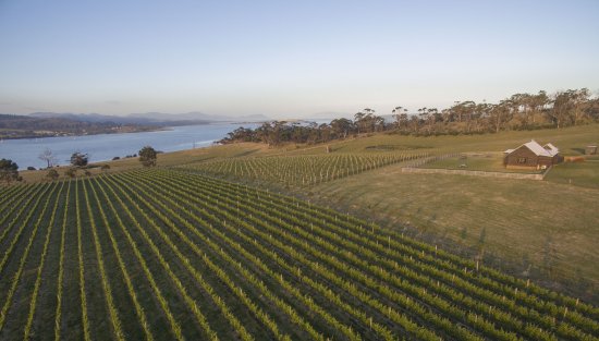 Boomer Bay TAS Accommodation Brisbane