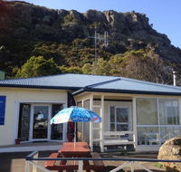 Nut Rock Cafe - Accommodation Brisbane