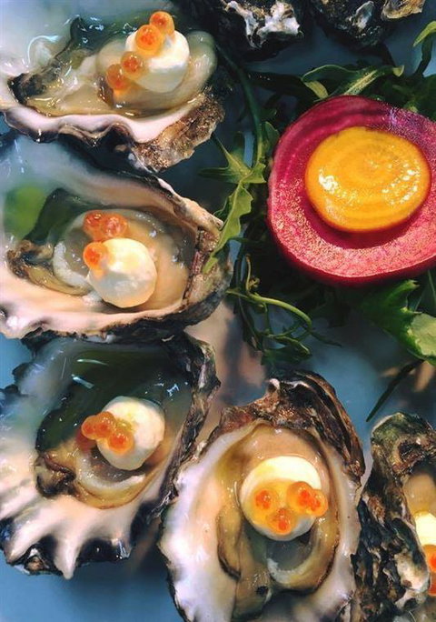 Table 426 - Accommodation Brisbane 11