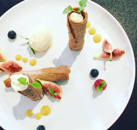 Table 426 - Accommodation Brisbane 20