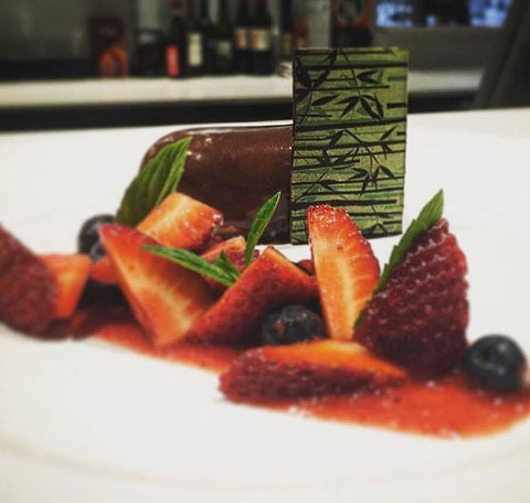 Table 426 - Accommodation Brisbane 6