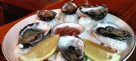 The Dining Haul - Accommodation Brisbane 0