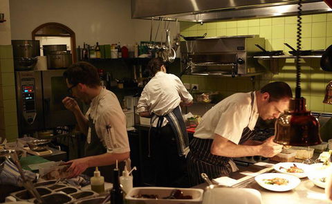 The Dining Haul - Accommodation Brisbane 13
