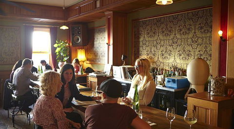 The Dining Haul - Accommodation Brisbane 7