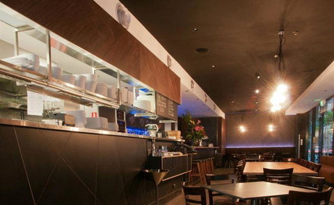 The Loose Caboose - Accommodation Brisbane 5