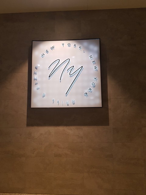 New York New York Pizza & Grill - Accommodation Brisbane 3