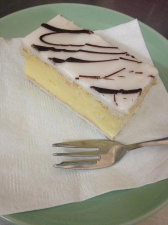 The Bay Patisserie - Accommodation Brisbane 0
