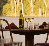Lakeside Restaurant - Accommodation Brisbane
