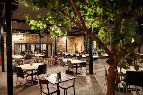 The Esplanade - Accommodation Brisbane 0