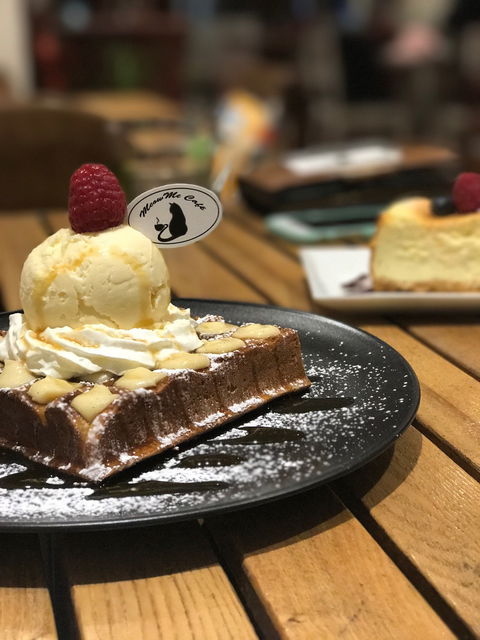 MeowMe Cafe - Accommodation Brisbane 1