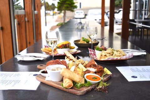 Grange Hotel Restaurant - Accommodation Brisbane 0