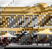 The Colonist Hotel - Accommodation Brisbane