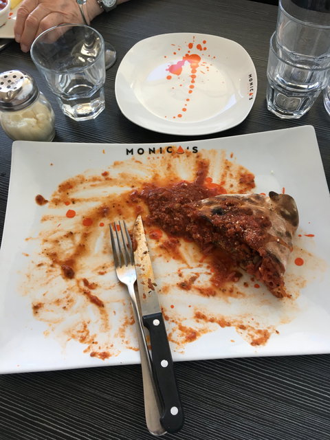 Monica's - Accommodation Brisbane 9