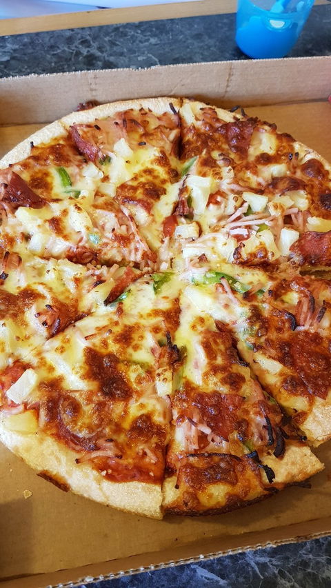 Paradise Pizzas - Accommodation Brisbane 4