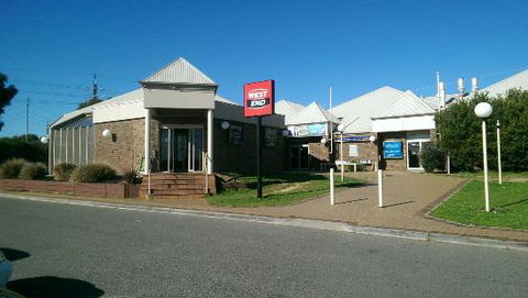 The Woodcroft Hotel - Accommodation Brisbane 0