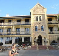 Piccadilly Restaurant - Accommodation Brisbane