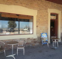 Old Pier Hotel - Accommodation Brisbane