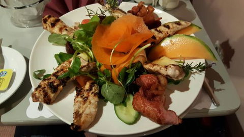 Roundhouse Motel - Restaurant - Accommodation Brisbane 0