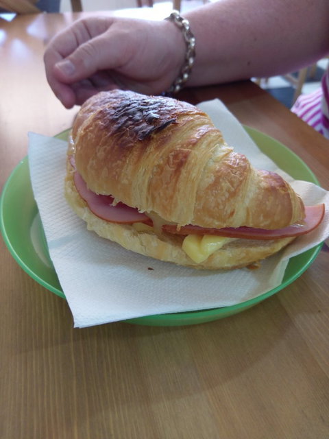 Waffles & Gems - Accommodation Brisbane 3