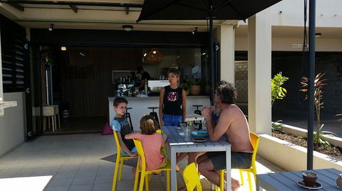 Chalet & Co - Accommodation Brisbane 0