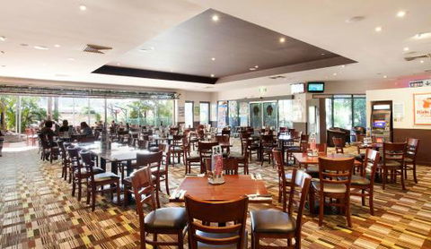 The Edge Hill Tavern - Accommodation Brisbane 0