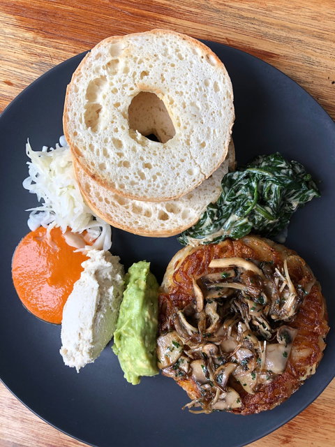 Lola's Pantry - Accommodation Brisbane 1