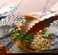 Commercial Hotel Motel Bistro