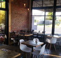 Eddy and Wills - Accommodation Brisbane