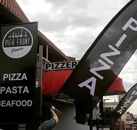 Pier Front Pizzeria - Accommodation Brisbane