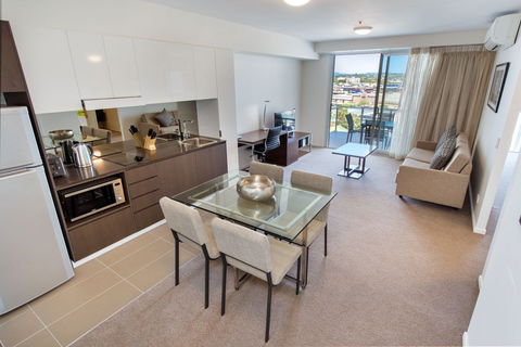Empire Apartment Hotel - Accommodation Brisbane 2