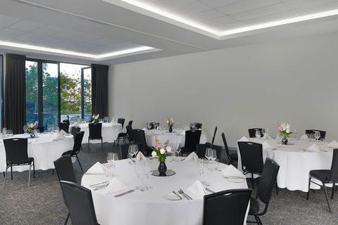 Courtyard Brisbane South Bank - Accommodation Brisbane 10