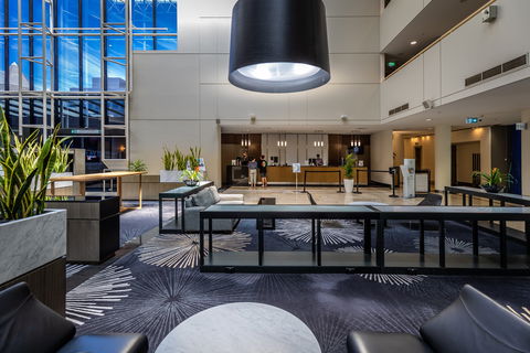 Crowne Plaza Canberra - Accommodation Brisbane 2
