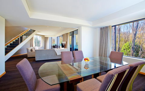 Crowne Plaza Canberra - Accommodation Brisbane 13