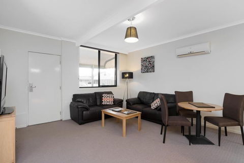 New Crossing Place Motel - Accommodation Brisbane 13
