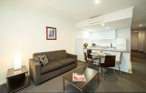 Franklin Central Apartments - Accommodation Brisbane 3